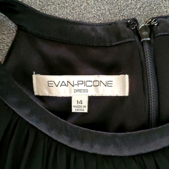 🆕️ EVAN-PICONE Black Halter Chiffon Tiered Ruffle Dress SIZE: 14 - Picture 8 of 9